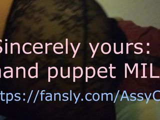 Hand Puppet Fisting Addicted MILF