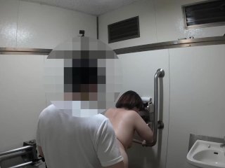 【変態】住宅街の多目的トイレで撮った公衆便所立ちバックシーン(撮影日：2024年7月18日)【公衆便所立ちバック】